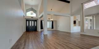 Gorgeous Remodel in Tempe close to ASU!!!  Available May 1st!!!  Great Layout!!!  Great Yard!!!  You will not be disappointed!!! Gallery 10