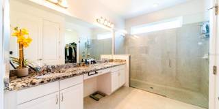 Modern 5-bed/4-bath pool home. FURNISHED Gallery 12