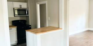 Beautiful Three Bedroom Single Family House Gallery 5