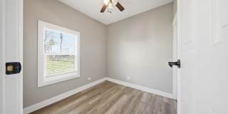 810 Superior Street Gallery 11