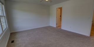 Gorgeous 3 Bedroom Townhome Gallery 19