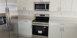 2750 SE 24th Terrace 2750, Homestead, FL 33035 Gallery 1