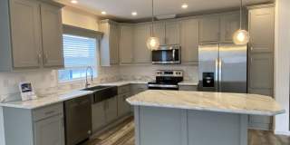 102 Congress St, #133 Gallery 1