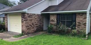 108 Glen Hollow Drive Gallery 1