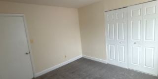 Hewitt Gardens Gallery 70