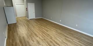 Large Studio Downtown/ Blocks from Kirkwood -- AVAILABLE 2027!! Gallery 9
