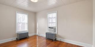 221 CHESTNUT Street Gallery 19
