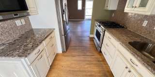 Move-in Incentive! Great Location! Gallery 5