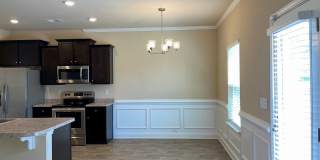 Welcome to this Almost New 3 Bed/2.5 Bath Home in Lovejoy! Gallery 5
