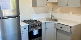 228 Louisiana St Gallery 1