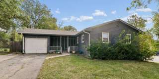 Beautifully Updated 4-Bedroom Home + Bonus 5th Room in Southwest Omaha! Gallery 1