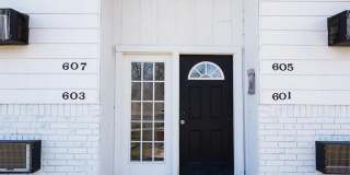 601 Ash Street Gallery 1