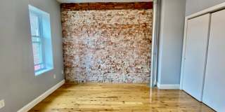 2027 Watts Street Gallery 33