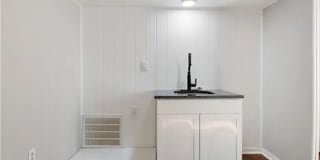 3 bed 2.5 bath single family home Gallery 22