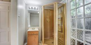 Freshly Updated 3 Bedroom House Gallery 14