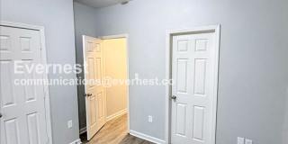 2001 Chicago Avenue Northwest Gallery 22