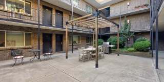 1635 Cook Gallery 10