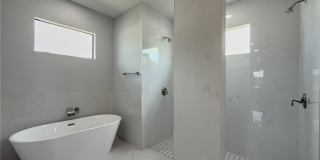 417 Paddock Street Gallery 20