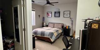 LUXURY 4 Bedroom home in NORTHGATE with Mountain Views Gallery 33