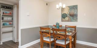 Nob Hill Apartments Gallery 6