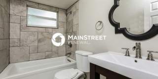 109 North Alderwood Street Gallery 13