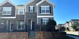 End Unit Townhome! Gallery 1