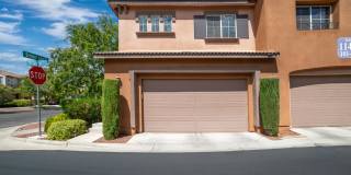 Beautiful Townhome in Summerlin Gallery 5