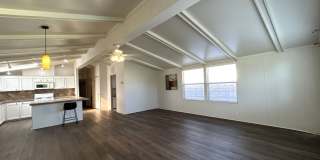 AVAILABLE NOW!! 2 Bed 2 Bath Home in Thousand Palms!! MOVE IN SPECIAL ONE MONTHS FREE RENT! Gallery 5