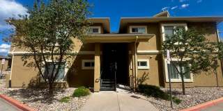 2 Bedroom Condo In Mountain Shadows Gallery 1