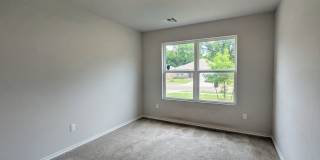 3 Bed / 2 Bath Home in Noble Schools | Fenced Backyard + Storm Shelter Gallery 15