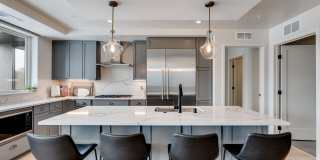 The Lorient Gallery 44