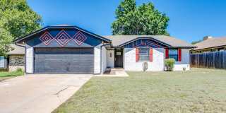 1521 East Main Street Gallery 1