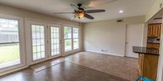 For Rent - 3 Bed/ 2 Bath Gallery 10