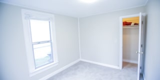 Charming 2 Bedroom 1 Bath Home - Downtown Everett Gallery 5