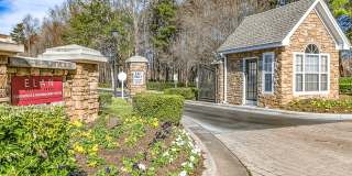 Affordable Housing - Elan at Mallard Creek Apartment Homes Gallery 25