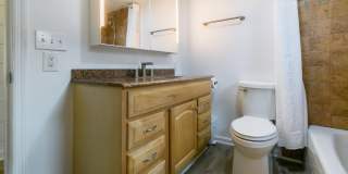 1632 STRAND Street Gallery 15