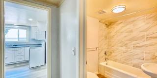 Renovated 4 bedroom 2 bath Home with Plenty of Space! Gallery 6