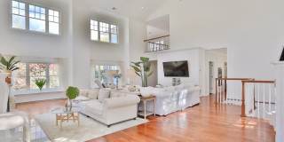 6329 LINWAY Terrace Gallery 10