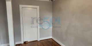 Great Hillcrest Find!  2Bedrooms & 1 Bathroom Pefect for UAMS Student(s) Gallery 8