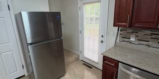 3 Bedroom / 2 Bath Updated Home / Large Fenced Yard / Brand-New Multi-Level Deck Gallery 8