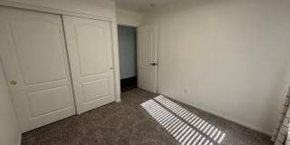Cozy Home for Rent in East Mesa! **NEW FLOORING THROUGHOUT** Gallery 16