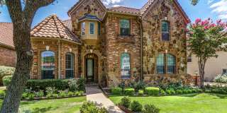 Gorgeous Home in Gated UT Golf Club with tons of Custom Upgrades! Gallery 1