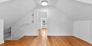 429 1/2 S. Champion Avenue Gallery 16