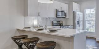 93 Chateau Drive Gallery 30