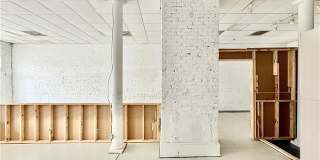 2126 MAGAZINE Street Gallery 6