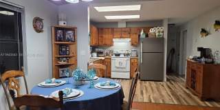 1866 9th Pl Gallery 2