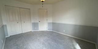 Gorgeous 5 bedroom 3 bathroom Home In Eagle Gallery 28