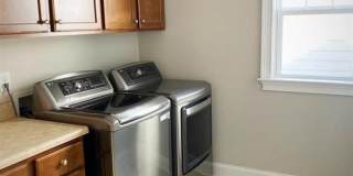 Room in 4 Bedroom Home at Grande Chateau Ln Gallery 11