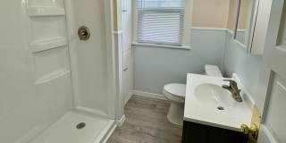 Mid-September availability - 2 Bedroom House near Sunset Park Gallery 9