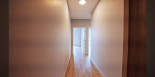 201 W Chestnut Gallery 4